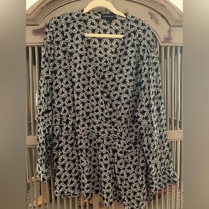 Lane Bryant nice black and white shirt